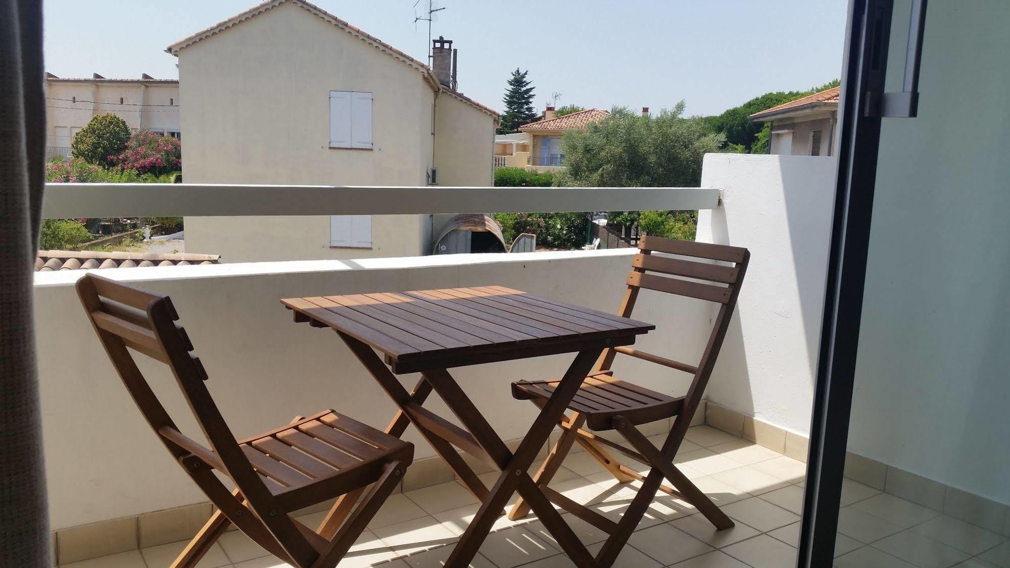 Hotel Sable Et Soleil - Port, Plage Et Jacuzzi Prive Fréjus Eksteriør billede